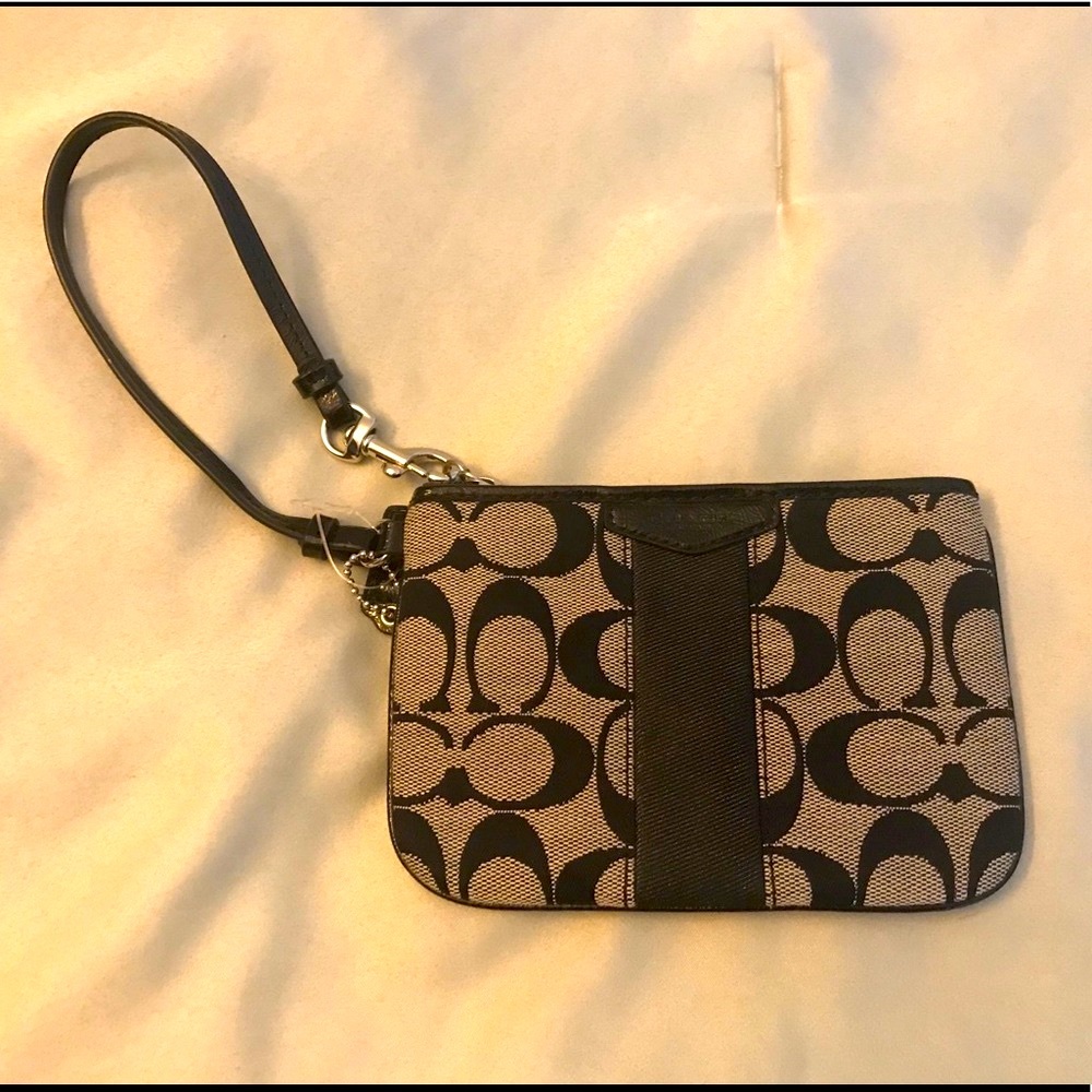 Coach Wristlet Color Block Signature - Nwot - image 1